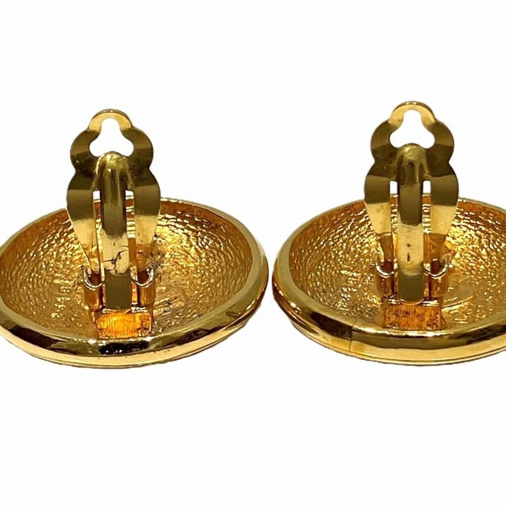 CHANEL Authentic Gold Earrings - Picture 4 of 9